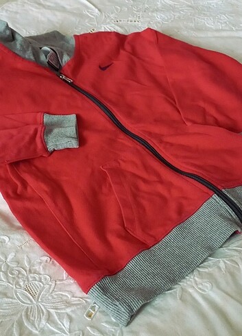 Nike Kapşonlu