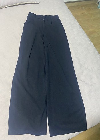 Diğer Siyah Kadın Rahat Kesim Midi Kumaş Pantolon