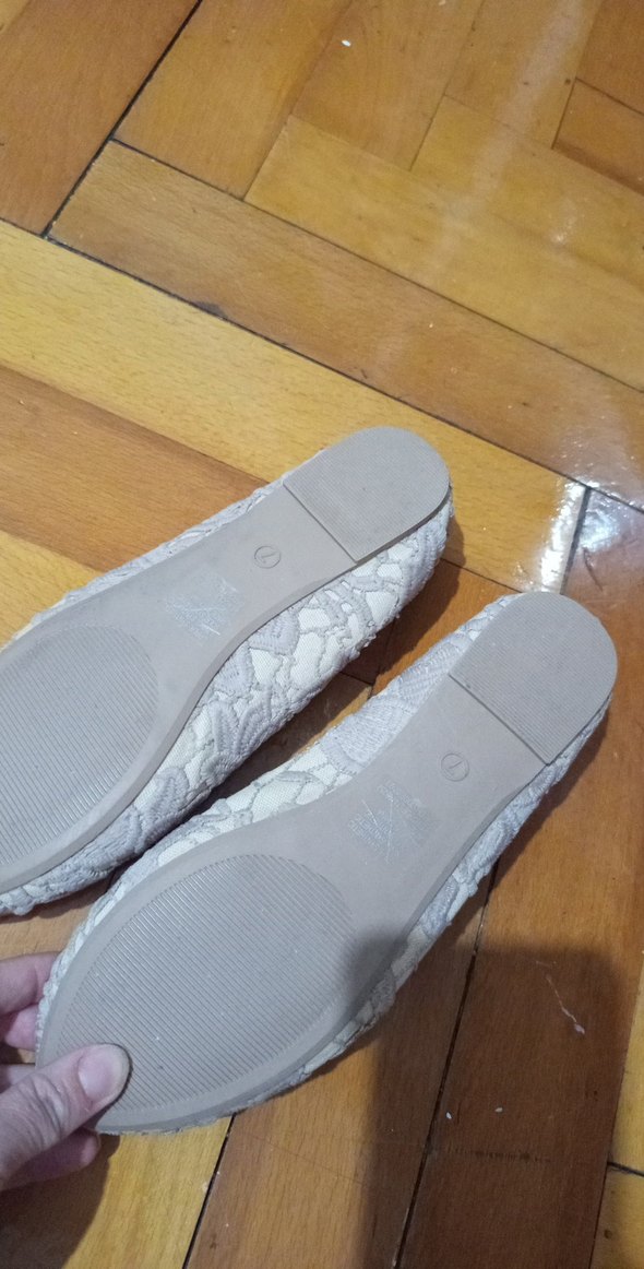 Dantel Detaylı Beyaz Kadın Babet - Görsel 2