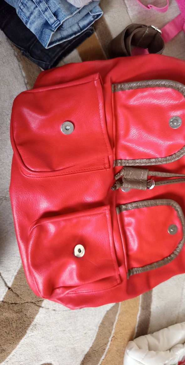 Kilitli Kırmızı Vintage Deri Sırt Çantası - Görsel 3