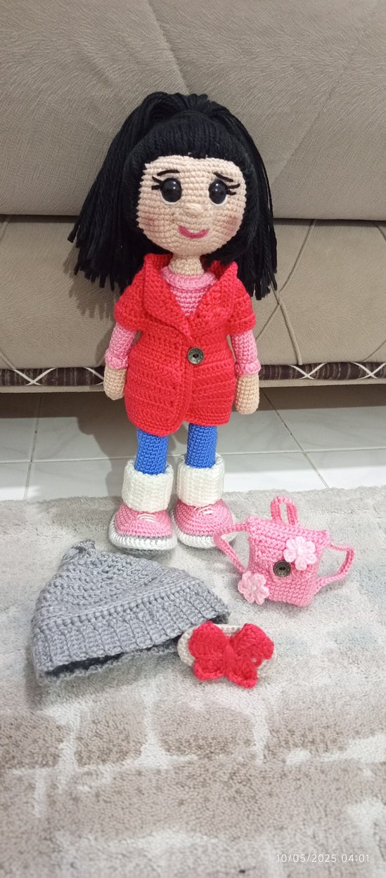 Pembe sırt çantalı örgü oyuncak bebek - Görsel 4