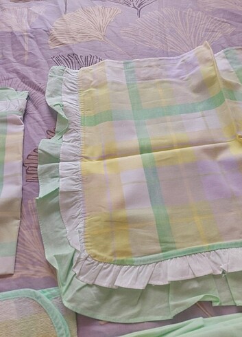 Kullanılmamış pike set fırfırlı - Görsel 2