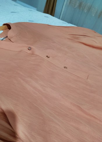 V Yaka Bej Kadın Keten Gömlek - Görsel 7