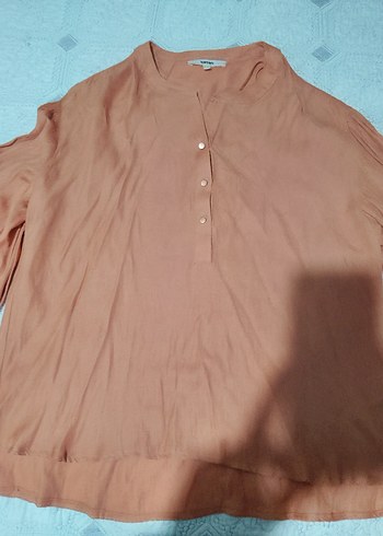 V Yaka Bej Kadın Keten Gömlek - Görsel 4