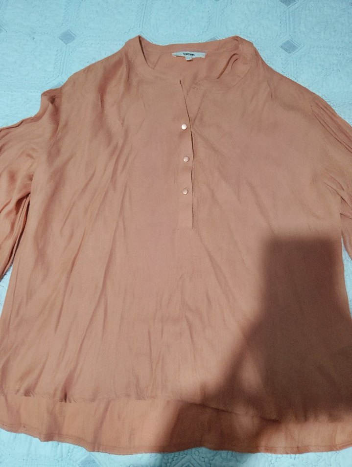 V Yaka Bej Kadın Keten Gömlek - Görsel 4