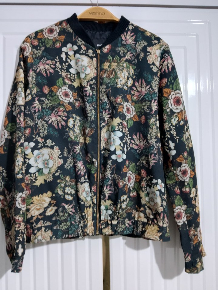 Çiçek Desenli Fermuarlı Kadın Ceket - Görsel 3