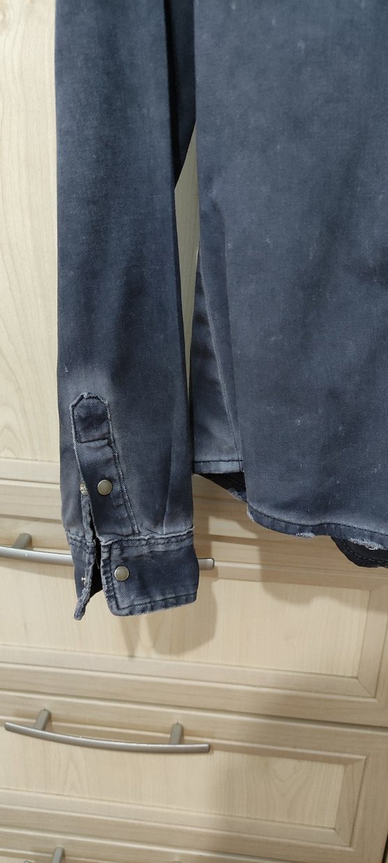 Gri Uzun Kollu Denim Kadın Gömlek - Görsel 3