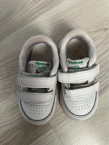 Reebok bebek ayakkabısı