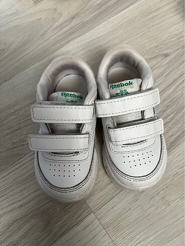 Reebok Reebok bebek ayakkabısı