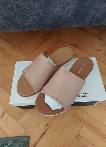 Nine west deri bej terlik