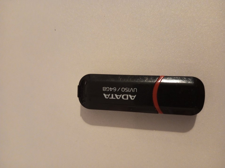 ADATA UV150 64GB USB Bellek Siyah - Görsel 2