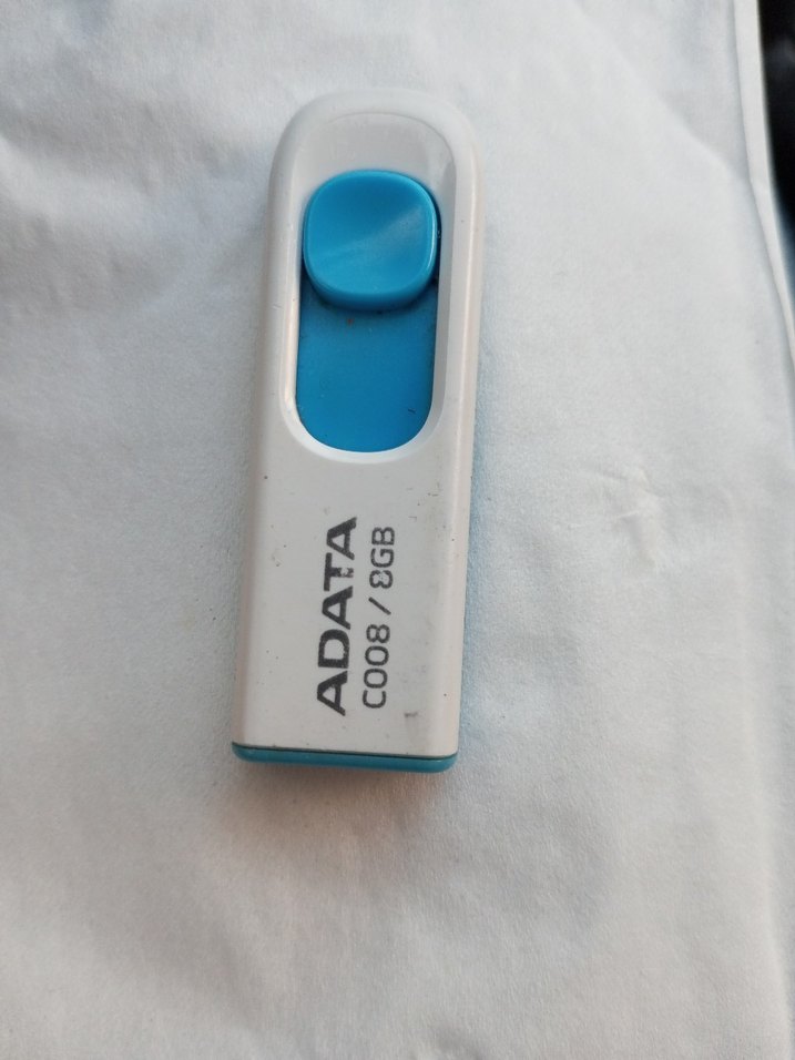 Mavi ADATA 8GB USB Flash Bellek - Görsel 2