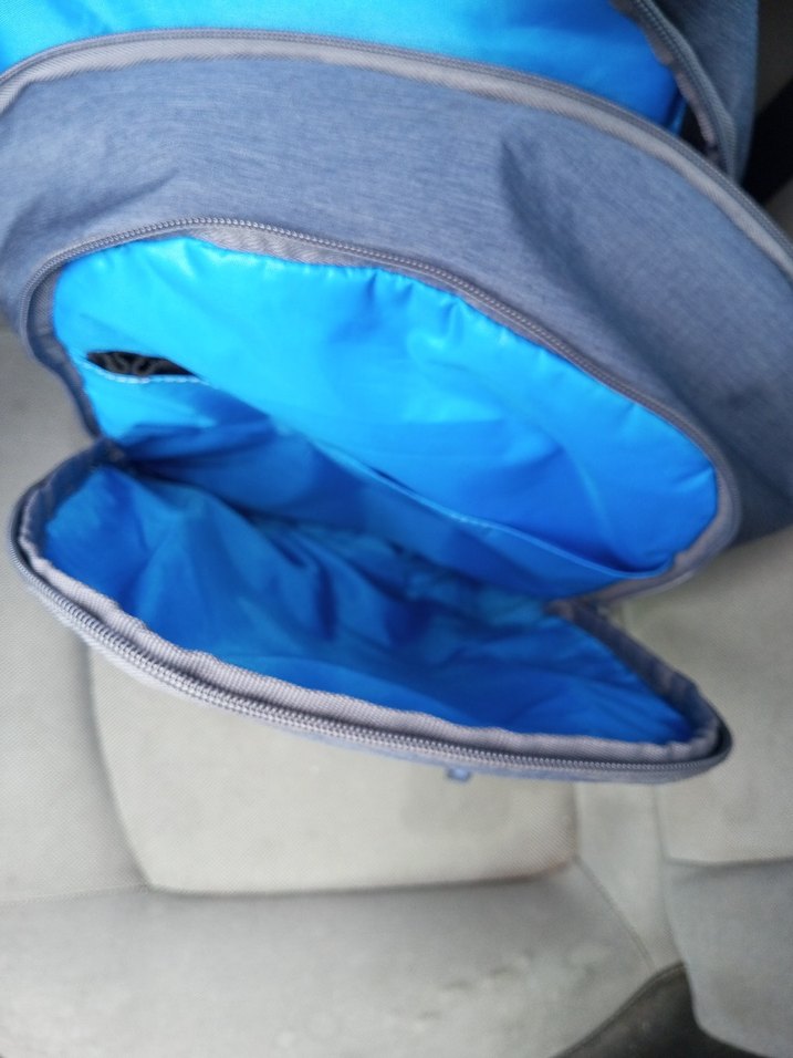 Gri Fermuarlı Minimalist Erkek Sırt Çantası - Görsel 4