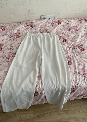 içi astarlı Beyaz Saten kadın Pantolonu - Görsel 3