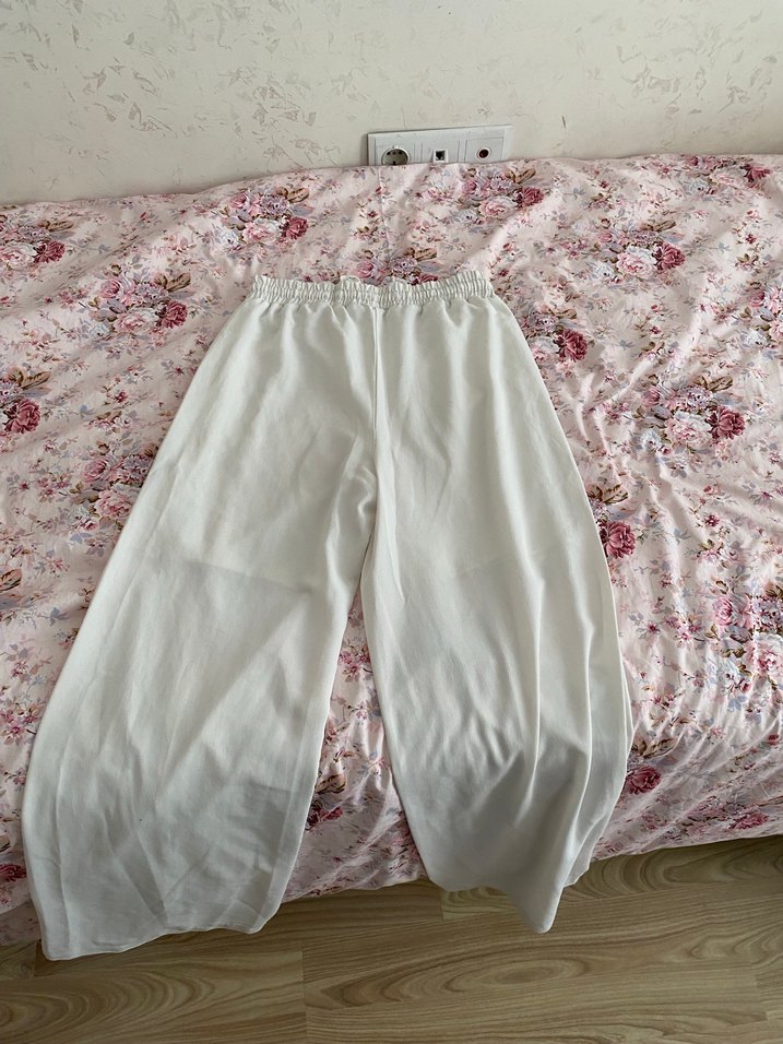 içi astarlı Beyaz Saten kadın Pantolonu - Görsel 3