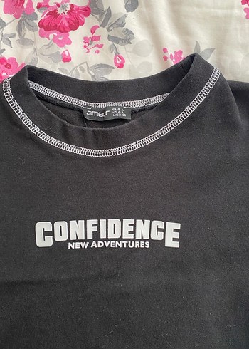 Siyah Kısa Kollu Crop Top - Görsel 2