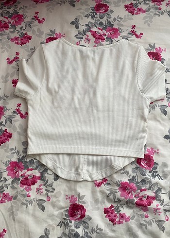 Beyaz Kadın Kısa Crop Üst - Görsel 3