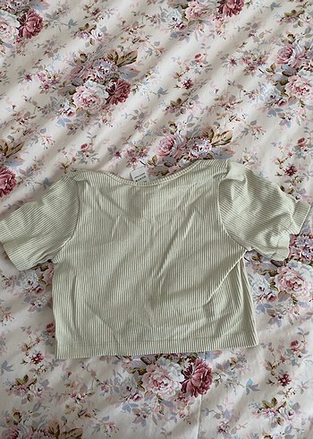 Bej Kısa Kollu Crop Top - Görsel 2