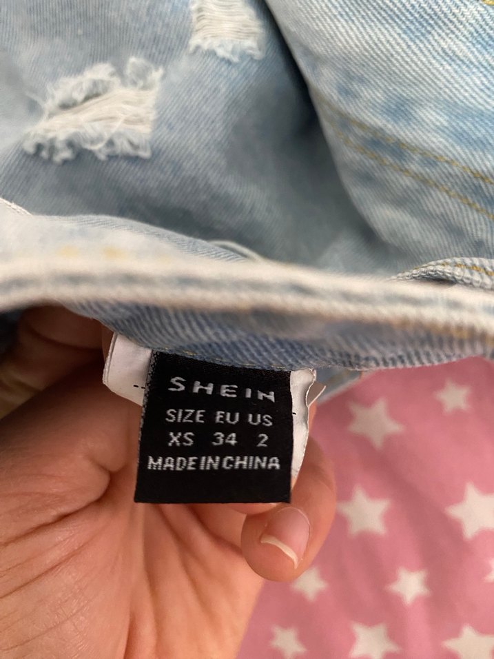 Kadın Yırtık Mini Jean Şort - Görsel 4