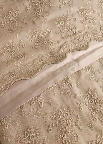 İşlemeli Saten Bej Nevresim Seti - Görsel 2