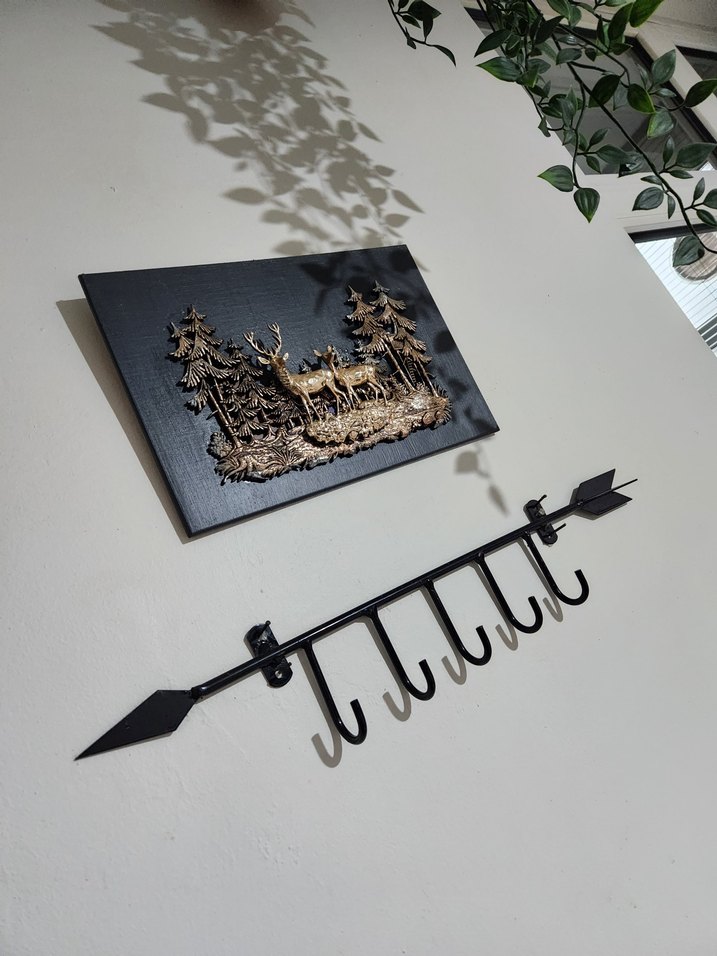 Kara Ok Desenli Siyah Duvar Askısı - Görsel 3