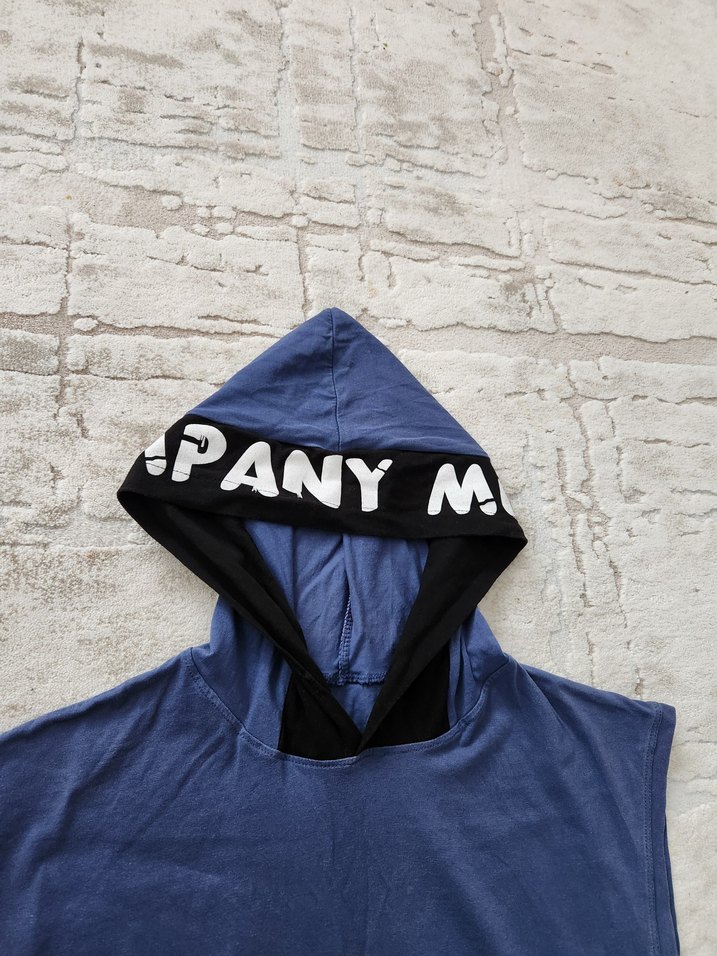 Kapüşonlu, baskılı, tişört - Görsel 2