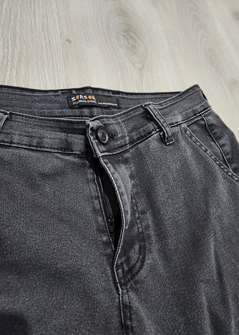 Siyah Jogger Bol Kesim Kemerli Erkek Kot Pantolon - Görsel 2