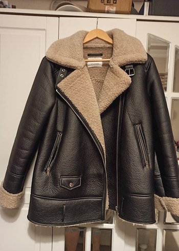 Stradivarius kürklü ceket - Görsel 3