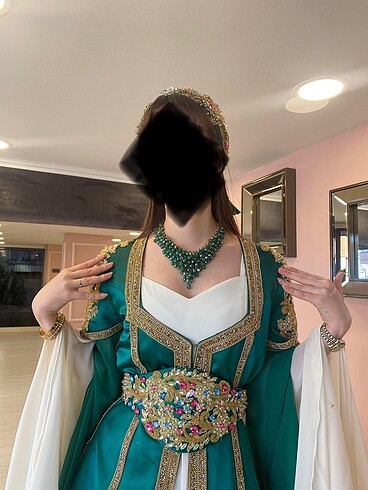 38 Beden yeşil Renk ALYA KAFTAN BİNDALLI