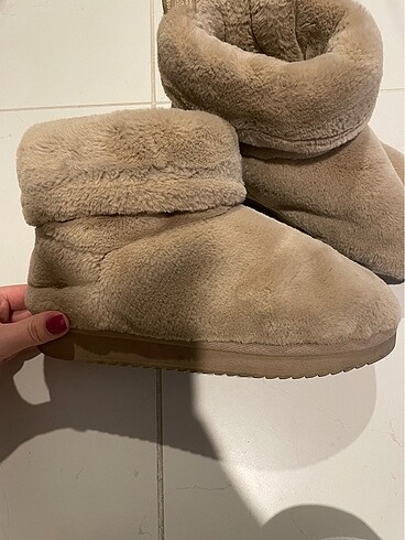 37 Beden camel Renk Oysho peluş bot
