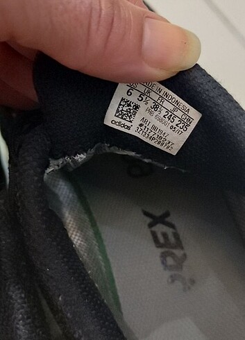 38,5 Beden siyah Renk orijinal Adidas terrex ayakkabı 