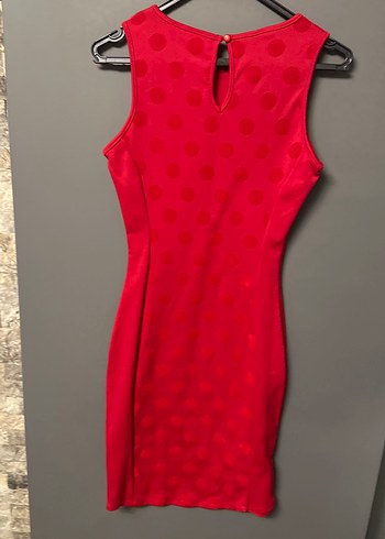 Kırmızı puantiyeli elbise - Görsel 2