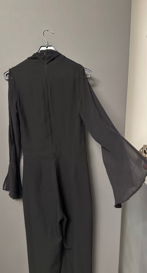 Uzun Kollu Siyah Kadın Tulum L yazıyor beden ama 38 oluyo - Görsel 3