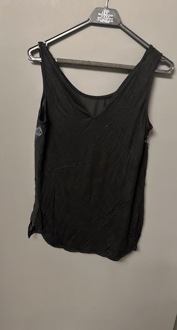 Pul İşlemeli Siyah V Yaka Goth Kadın Yelek - Görsel 2