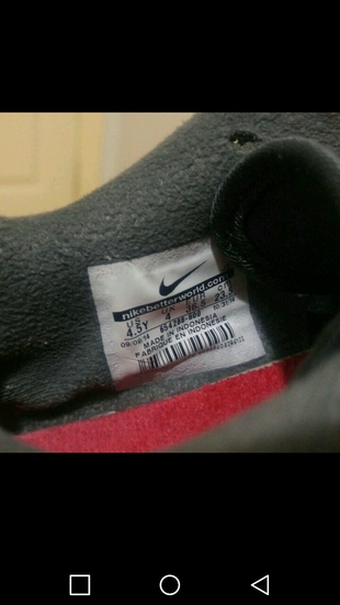36 Beden kırmızı Renk Nike 36.5 spor ayakkabı 