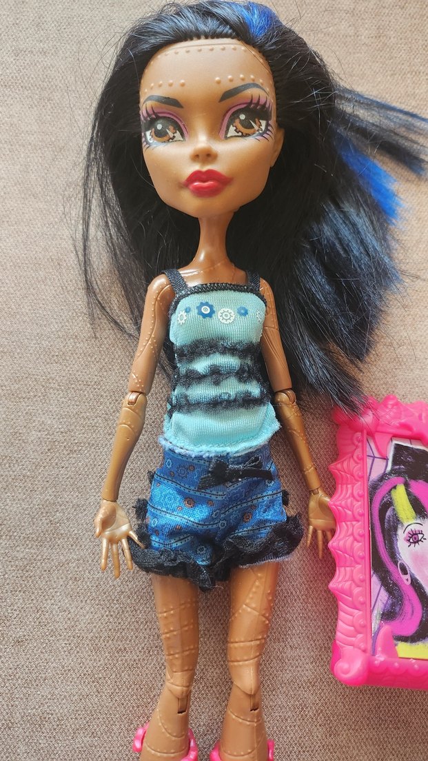 monster high bebek limited edition - Görsel 2