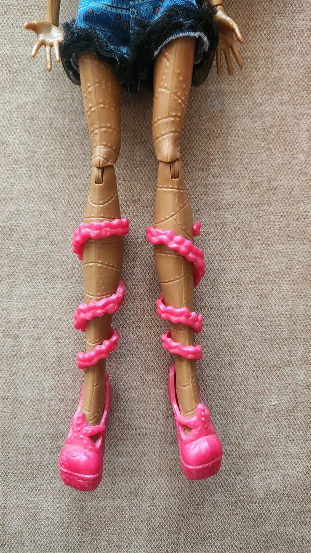 monster high bebek limited edition - Görsel 3