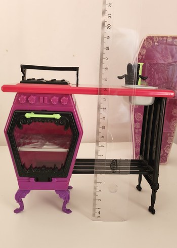 Monster High Draculara ve seti - Görsel 11