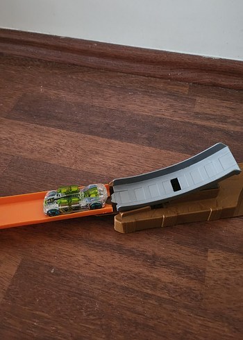 Hot Wheels Renkli Yeşil Yılan Oyun Seti - Görsel 4