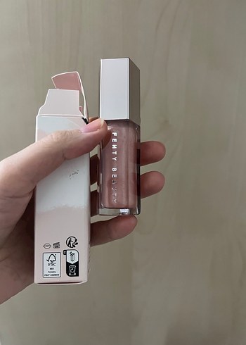 Fenty Beauty Gloss Bomb - Görsel 4