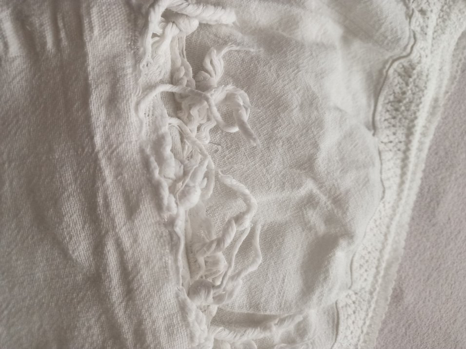 Gri Tonlarda Düz Beyaz Nevresim - Görsel 4