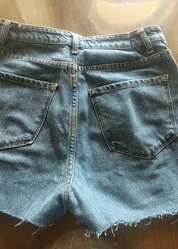 40 Beden Kadın Gri Nakışlı Bol Kesim Mini Kot Şort