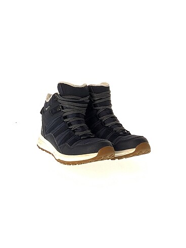 Quechua Quechua Bot %70 İndirimli.