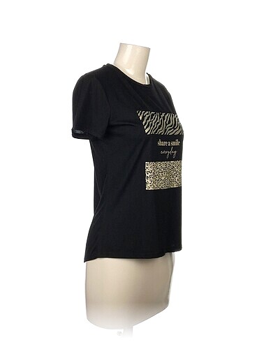 Defacto Defacto T-shirt %70 İndirimli.