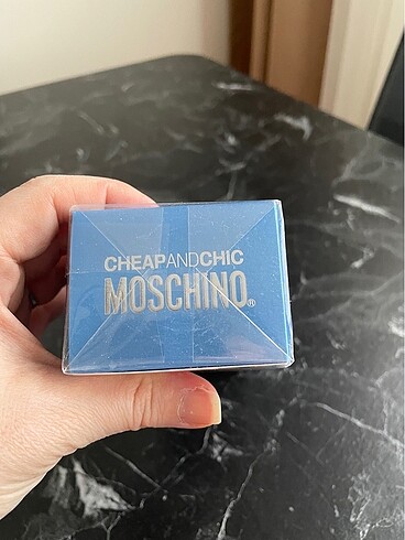 Moschino Moschino CheapandChıc 50 ml parfüm orjinal