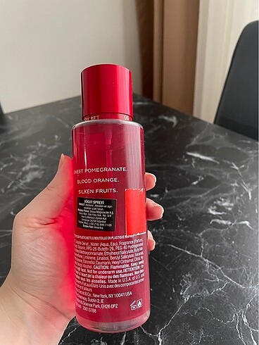 Victoria s Secret Victoria Secret Pom Lorange