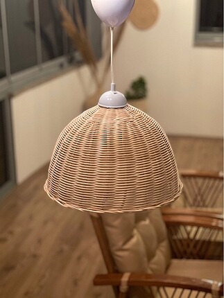 Rattan avize