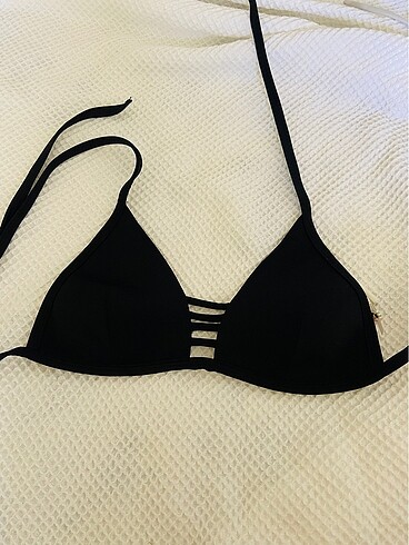 Bikini üstü
