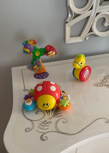 Renkli Hayvan Figürlü Bebek Oyuncakları