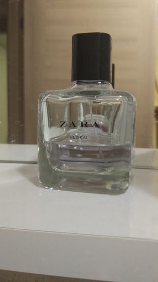 zara floral parfüm